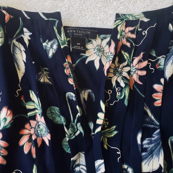 Ann Taylor Navy Blue Blouse - Picture 5 of 8